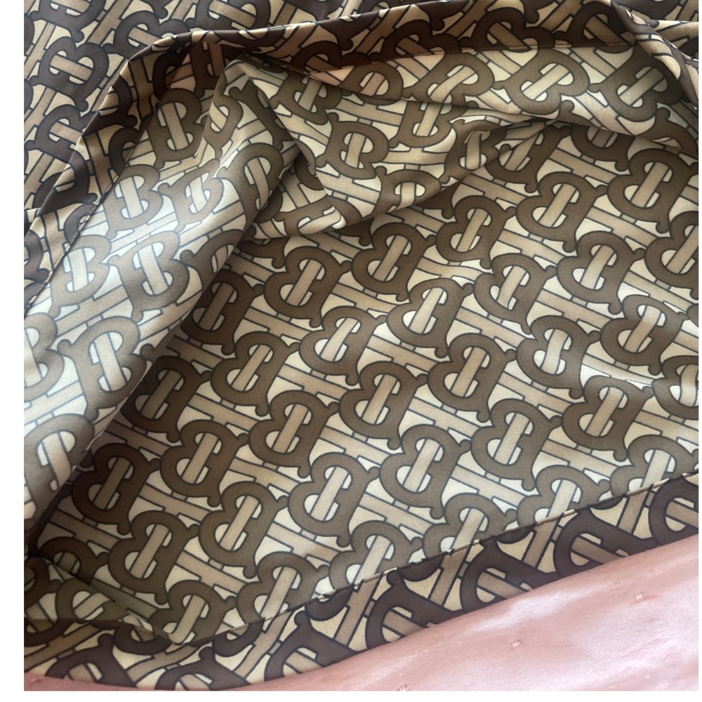 Top - Picture 2 of 5